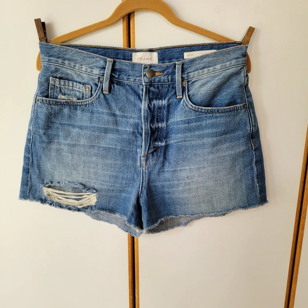 Frame Heritage Le Vintage Short 28 Distressed Blue Denim